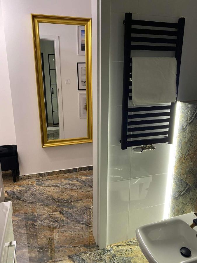 Zlote Tarasy Apartment